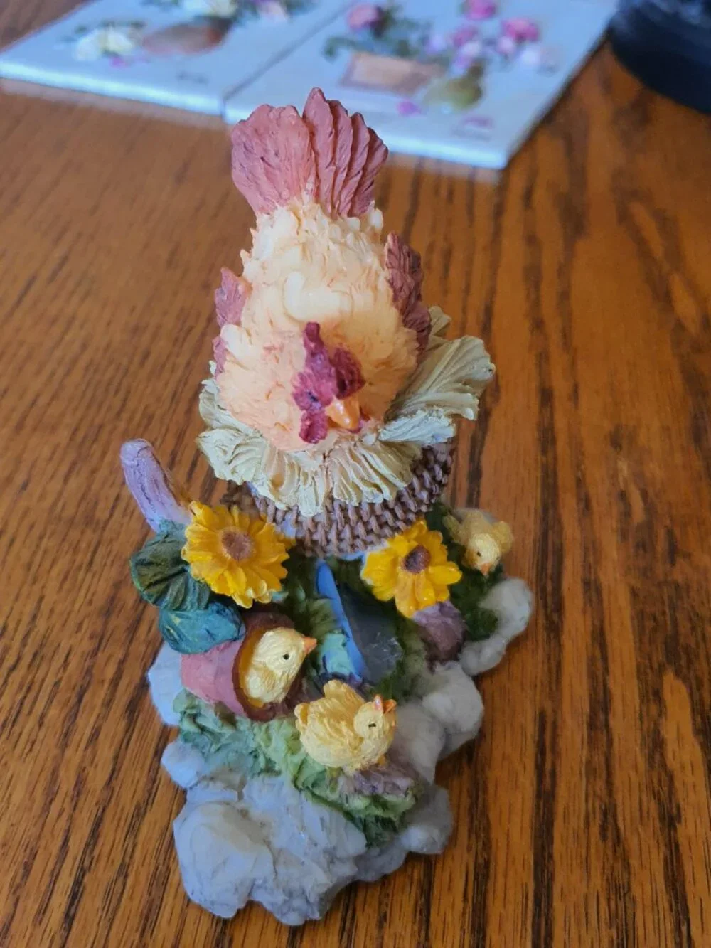 Resin Hen Nest Chicks Figurine~Plastic Chicken Figure~3 3/4
